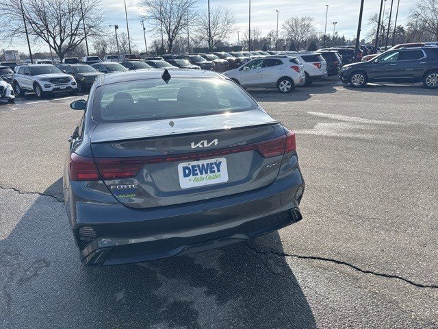 Used 2023 Kia Forte GT-Line image 4