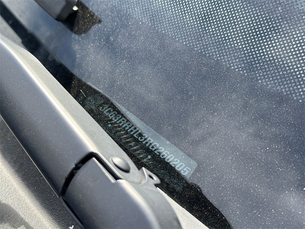 Used 2024 RAM 3500 Big Horn w/ Bed Utility Group image 5