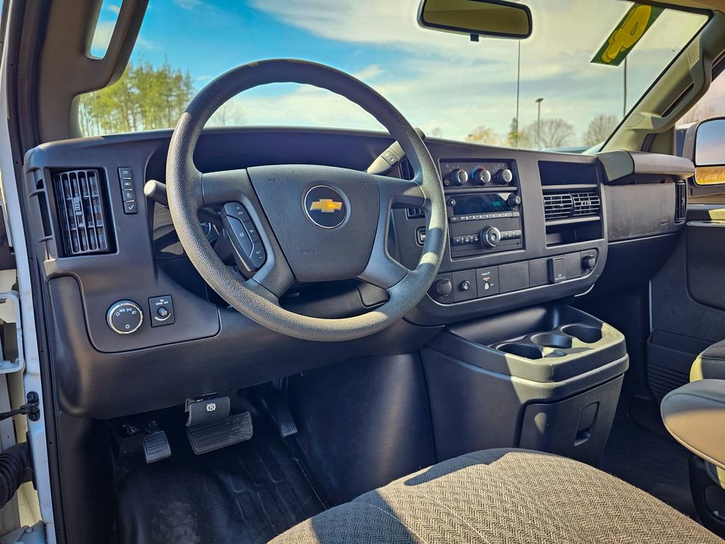 Used 2024 Chevrolet Express 2500 w/ Driver Convenience Package image 11