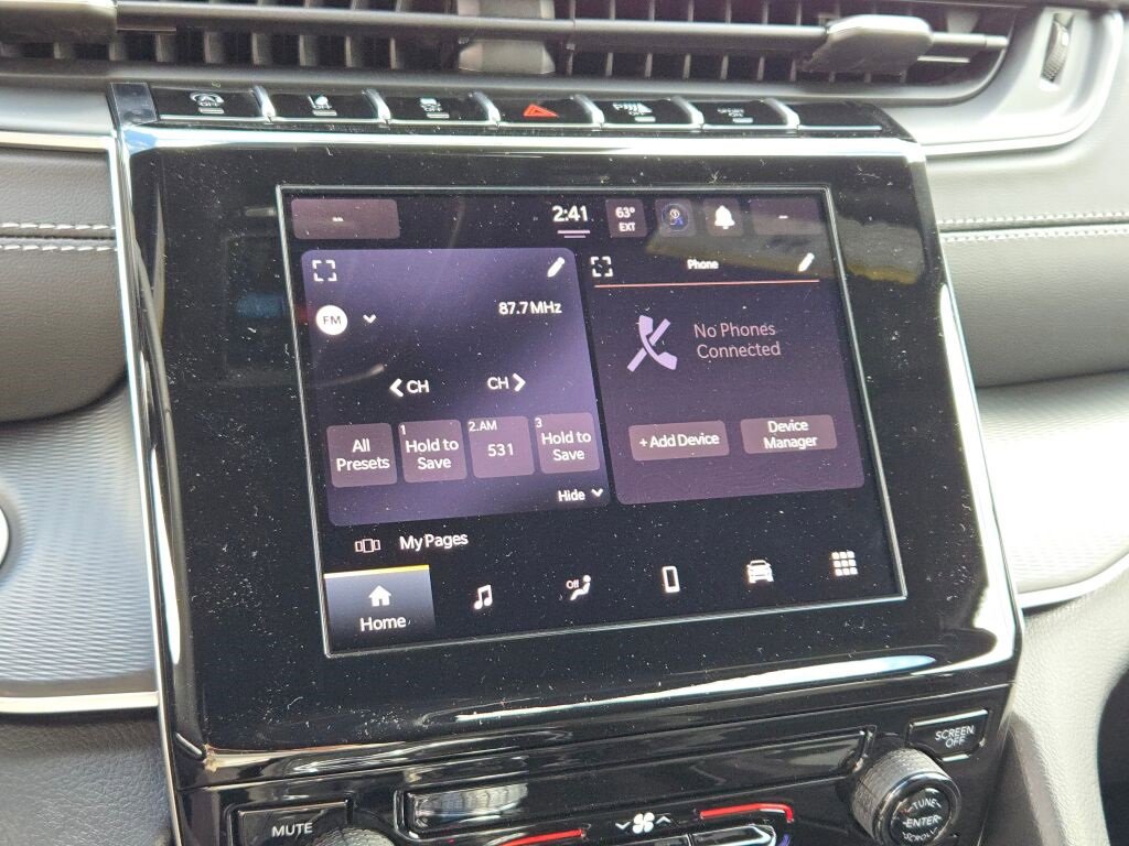 New 2025 Jeep Grand Cherokee L Laredo w/ Trailer Tow Package image 30