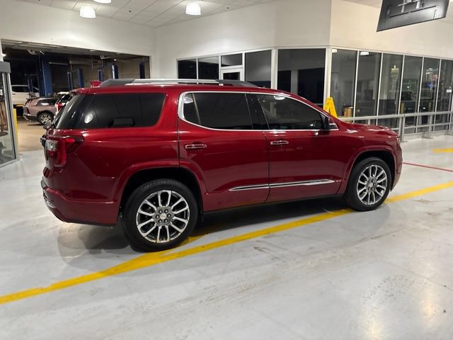 Used 2023 GMC Acadia Denali w/ Denali Ultimate Package AWD/4WD image 9