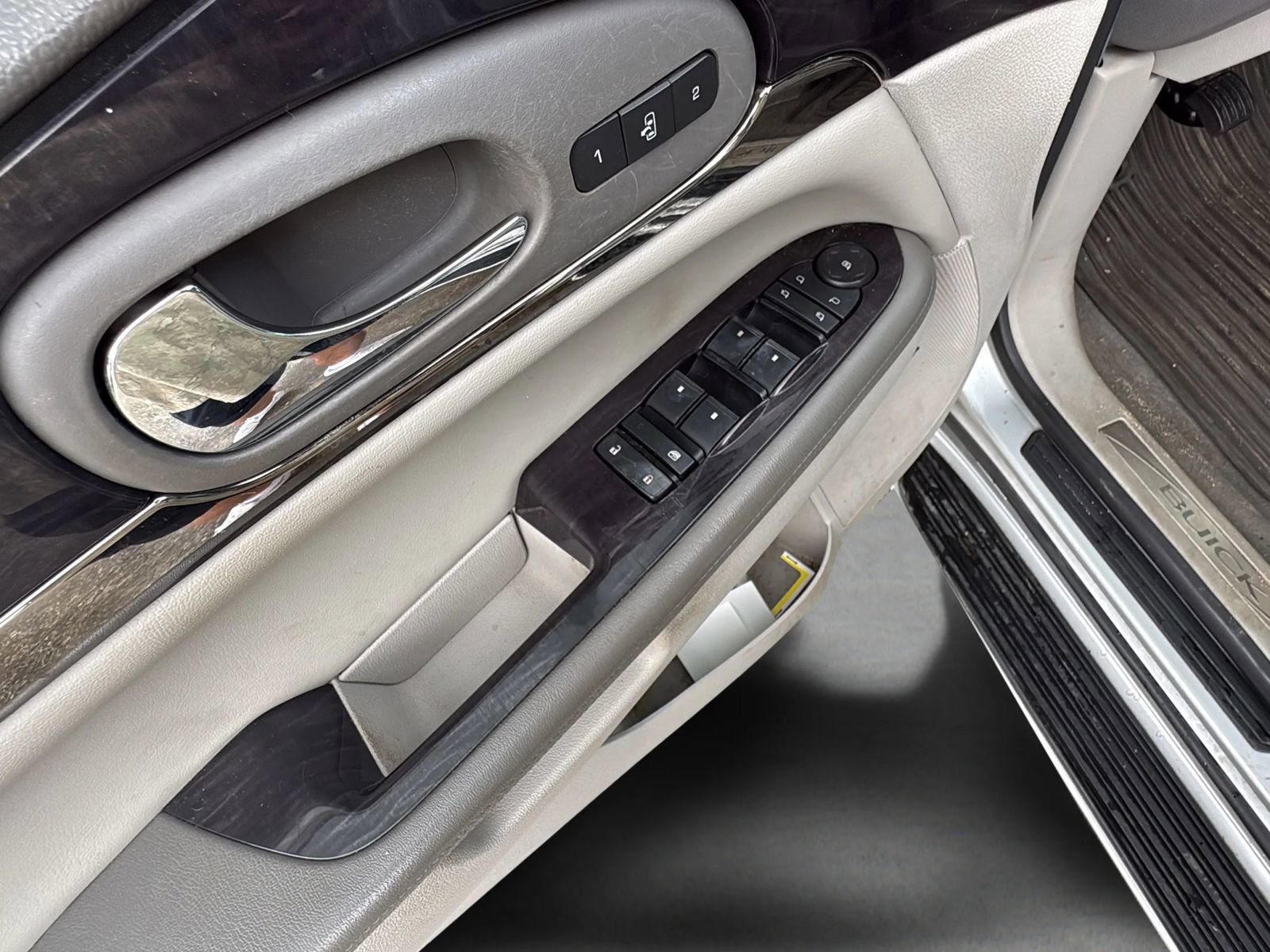Used 2016 Buick Enclave Premium w/ Trailering Package FWD image 23