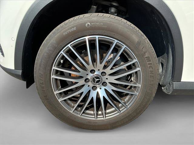 Used 2023 Mercedes-Benz GLC 300 4MATIC image 9