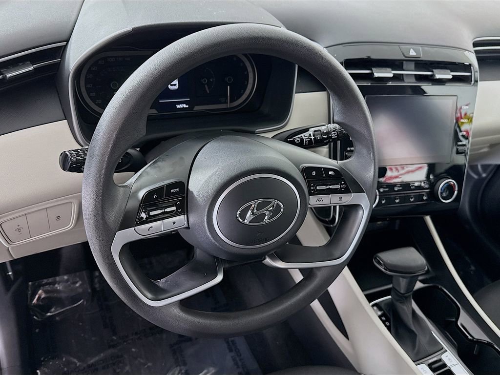 Used 2024 Hyundai Tucson SE image 19