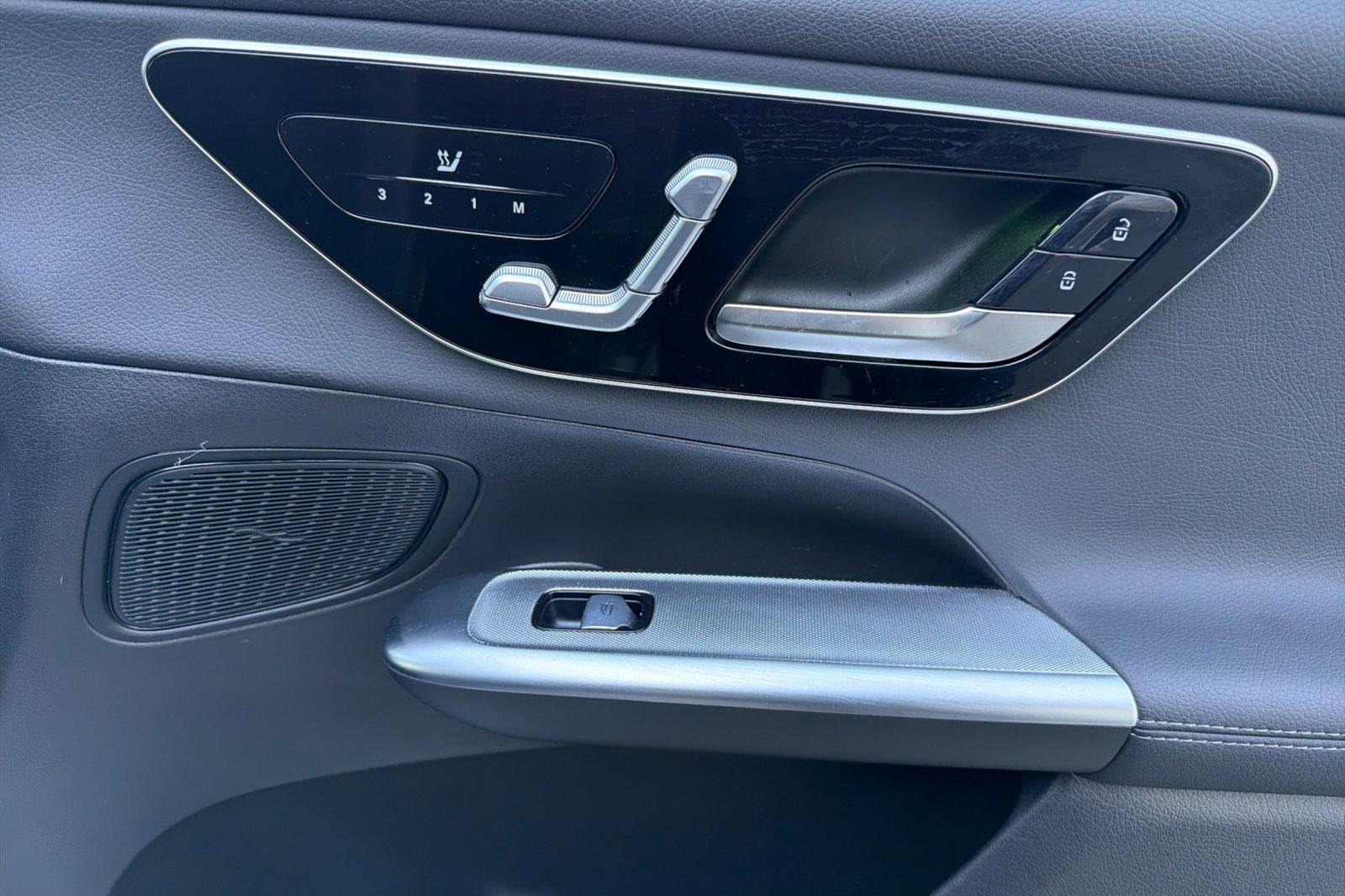 Certified 2025 Mercedes-Benz GLC 300 GLC 300 4MATIC image 20