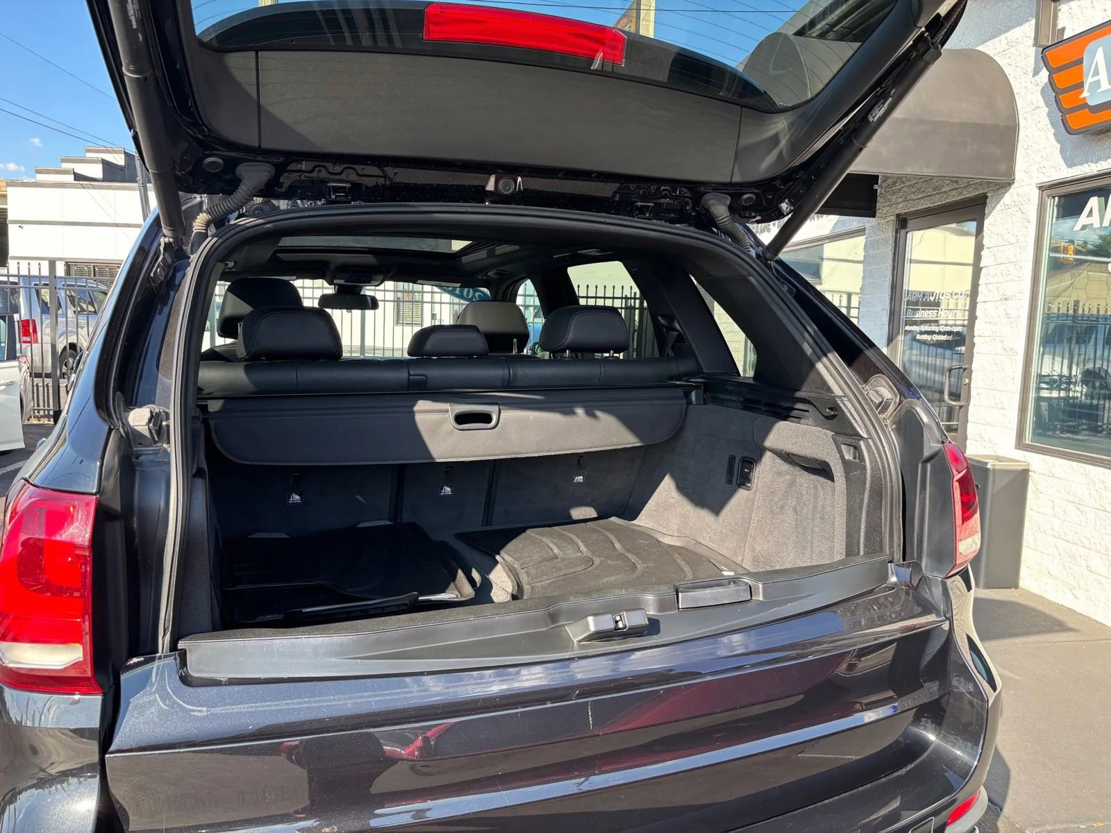 Used 2018 BMW X5 xDrive40e image 23