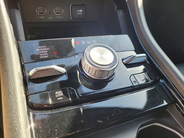 Used 2023 Jeep Grand Cherokee Overland w/ Luxury Tech Group IV AWD/4WD image 23