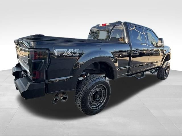 Used 2022 Ford F250 Lariat w/ Black Appearance Package image 9