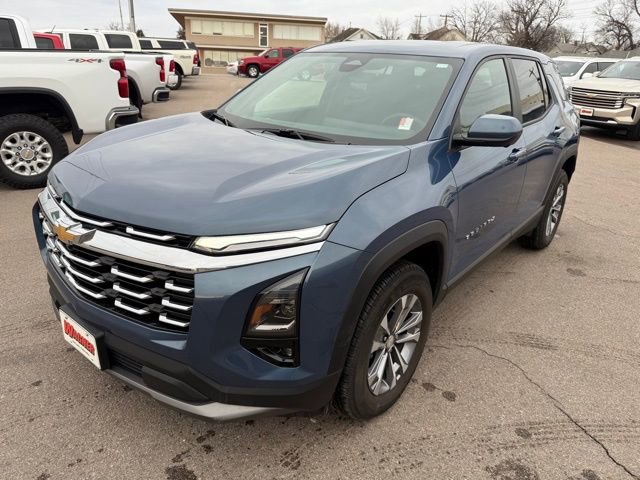 Used 2025 Chevrolet Equinox LT w/ Safety and Technology Package image 7