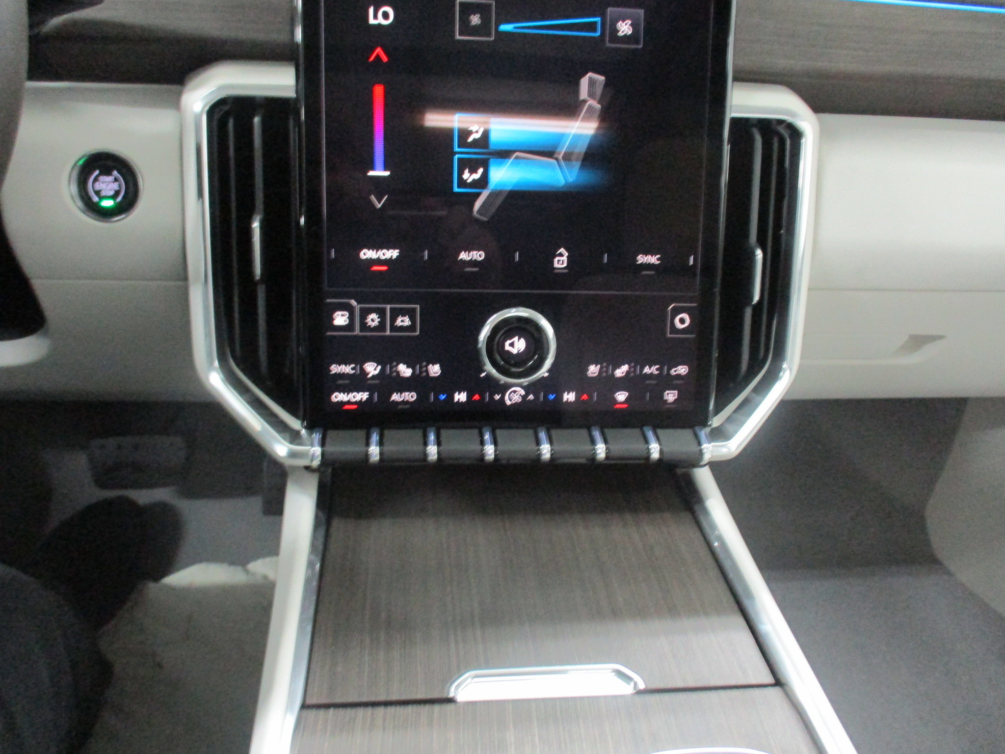 New 2026 GMC Acadia Denali w/ Super Cruise Package image 48