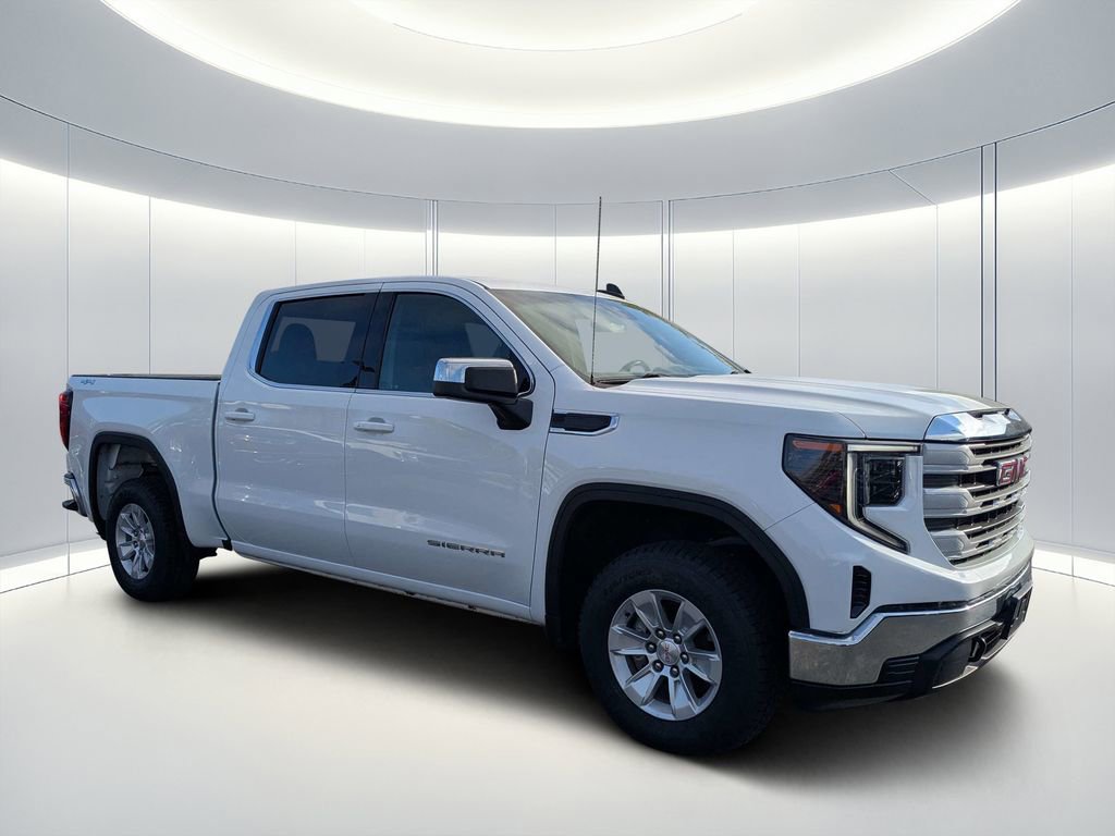 Used 2024 GMC Sierra 1500 SLE image 2
