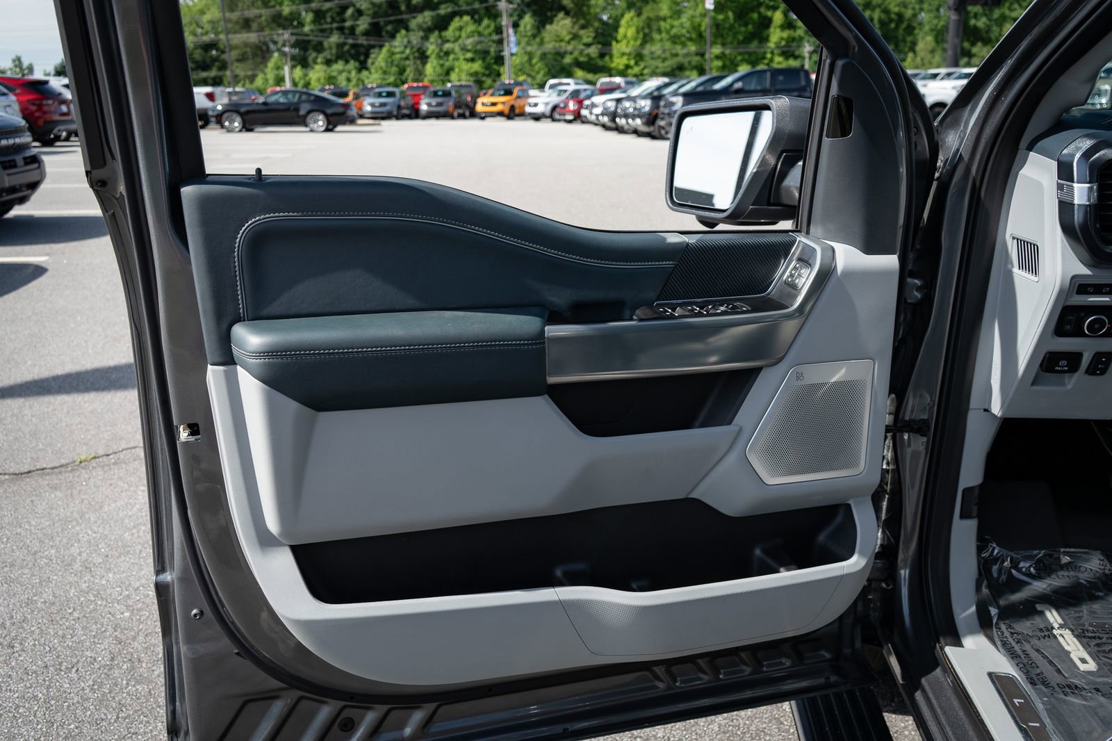 Used 2023 Ford F150 Limited AWD/4WD image 37