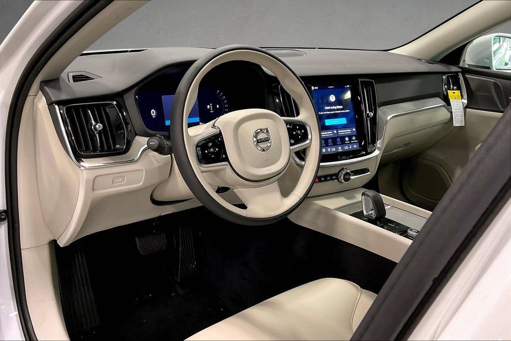 New 2026 Volvo V60 B5 Cross Country Plus w/ Protection Package Premier AWD/4WD image 7