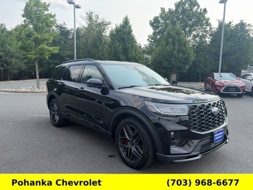 Used 2025 Ford Explorer ST