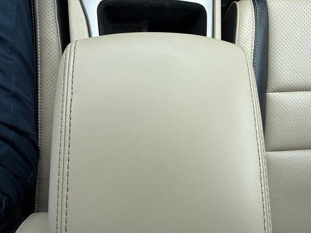 Used 2021 Jeep Grand Cherokee Laredo AWD/4WD image 27