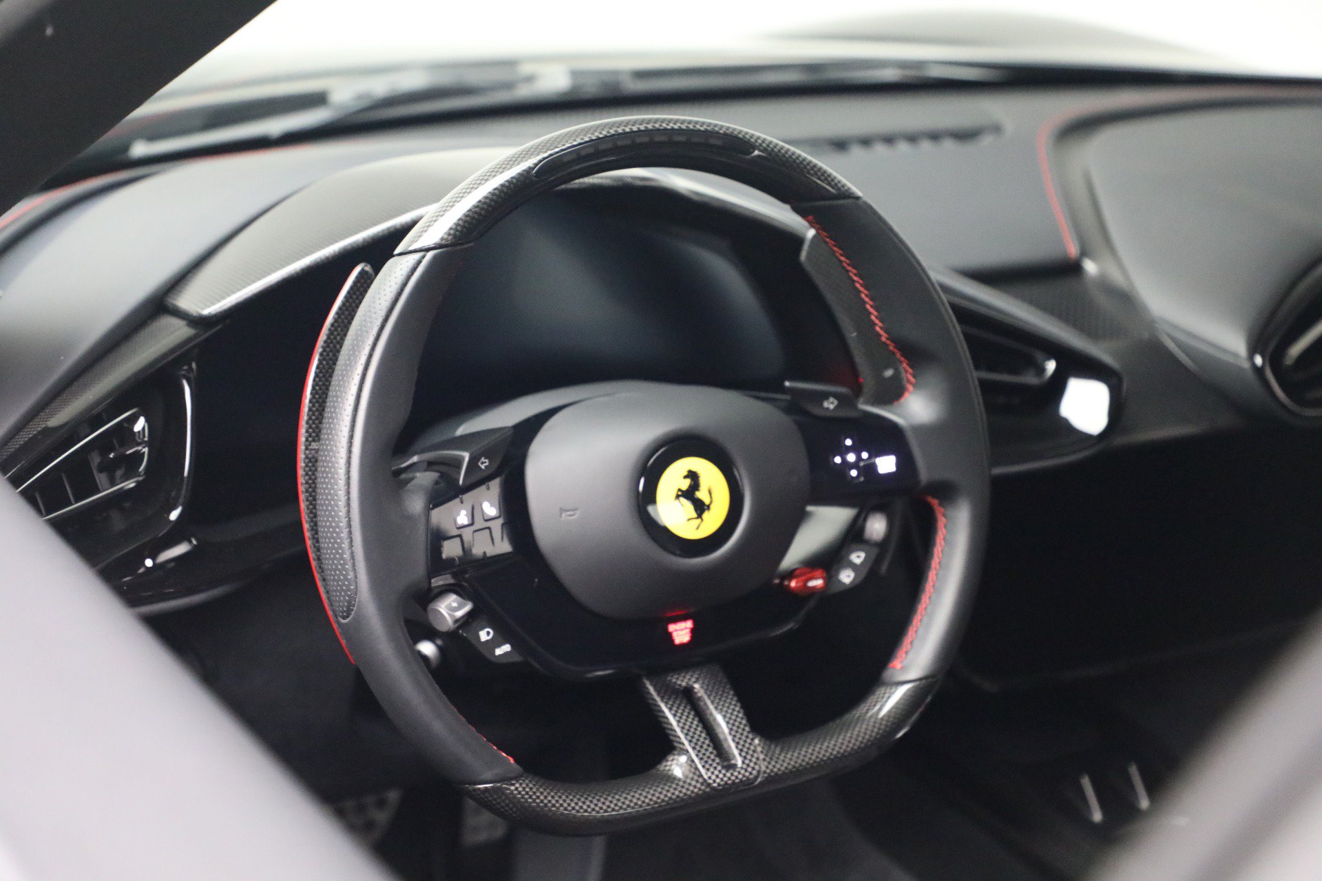 Used 2025 Ferrari 12Cilindri RWD image 17
