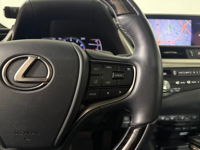 Used 2021 Lexus ES 350 Ultra Luxury w/ Accessory Package 2 FWD image 25