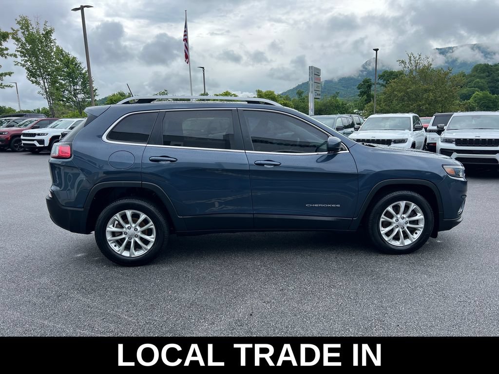 Used 2019 Jeep Cherokee Latitude w/ Popular Appearance Group FWD image 3