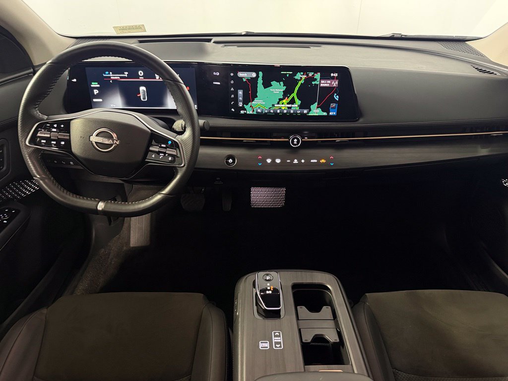 Used 2023 Nissan Ariya AWD image 13