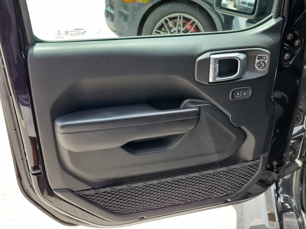 Used 2021 Jeep Wrangler Sport AWD/4WD image 24