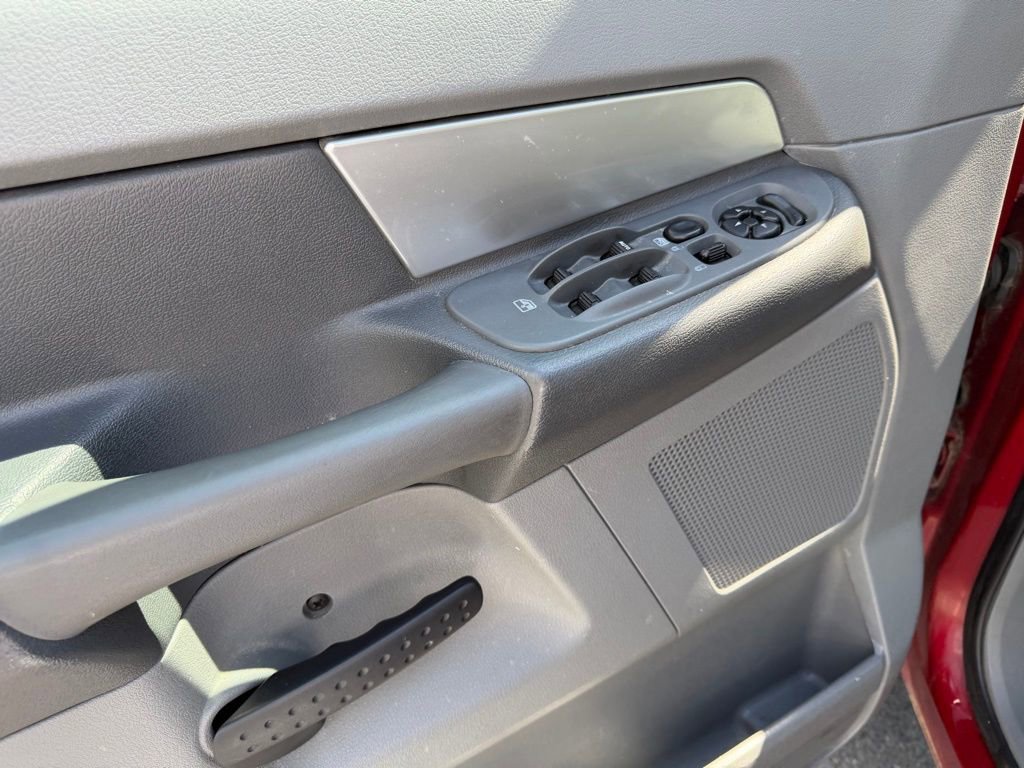 Used 2009 Dodge Ram 2500 Truck SLT w/ Trailer Tow Group AWD/4WD image 13