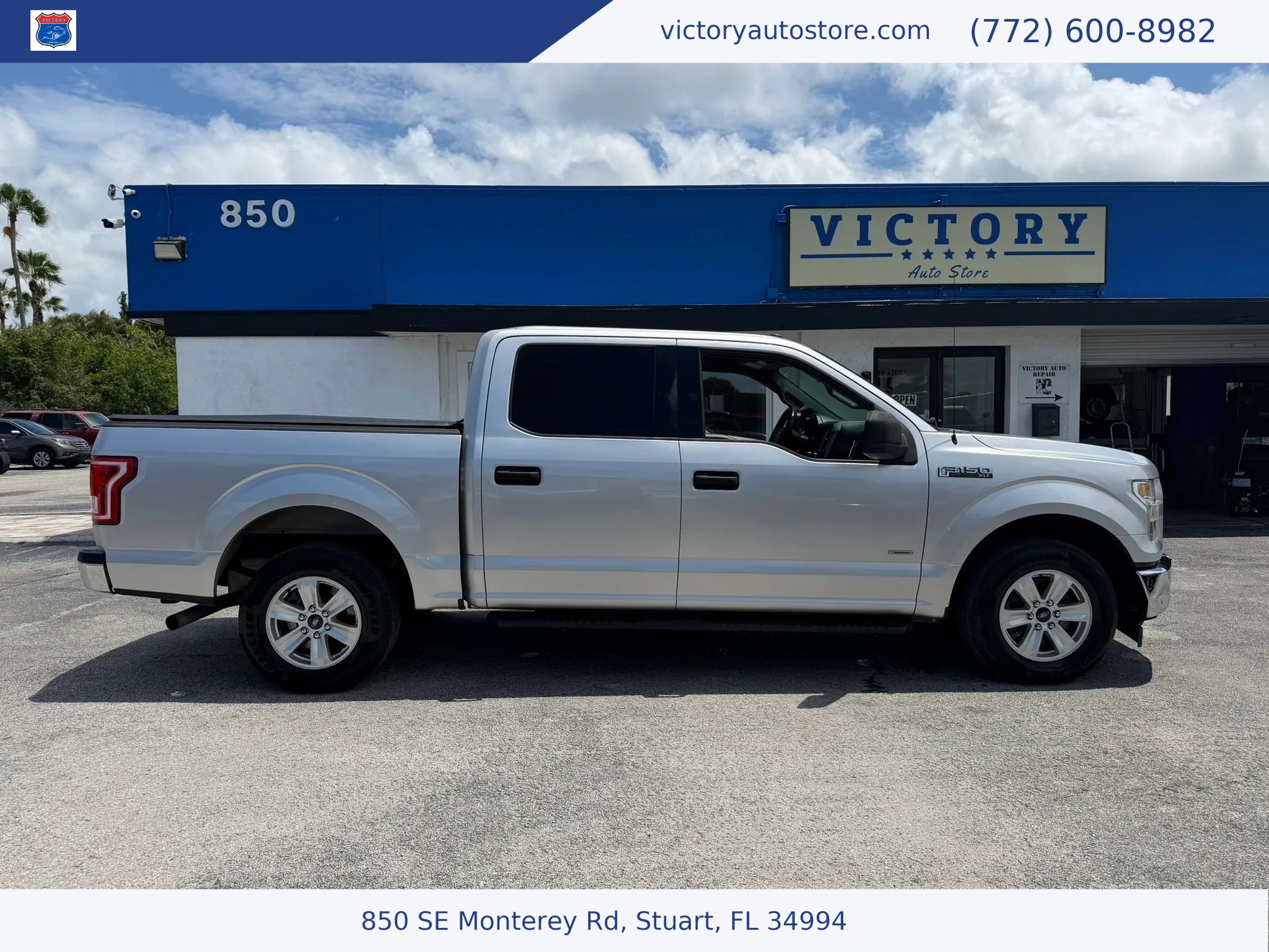 Used 2017 Ford F150 XLT RWD image 2