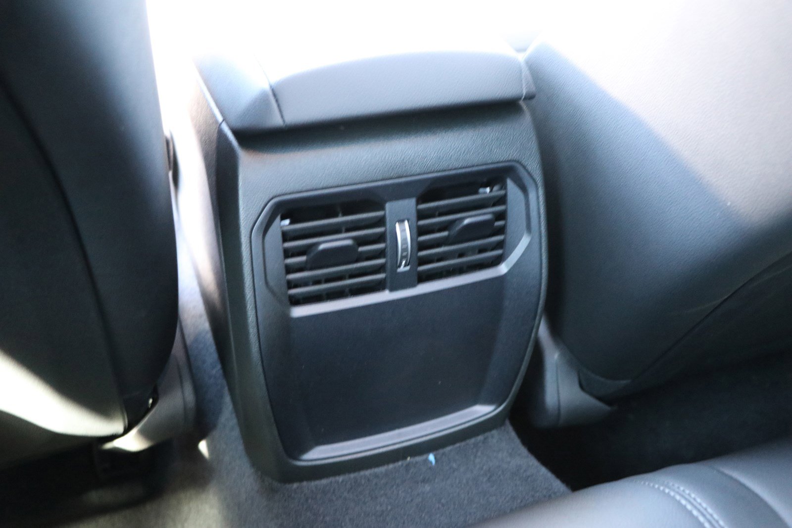 Certified 2024 BMW 230i xDrive Coupe w/ Premium Package image 32