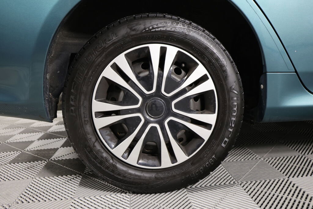 Used 2010 Toyota Corolla LE FWD image 7