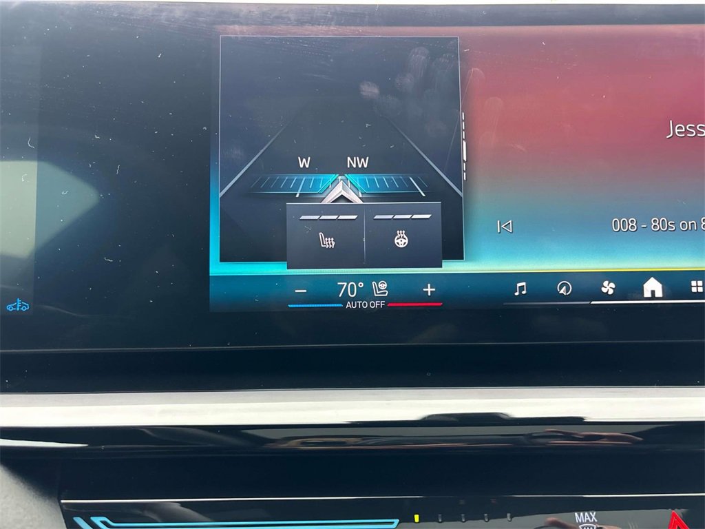 Used 2024 BMW 530i xDrive w/ Premium Package image 27