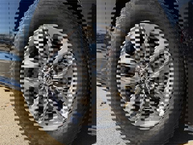 Certified 2024 Toyota Sienna LE image 10