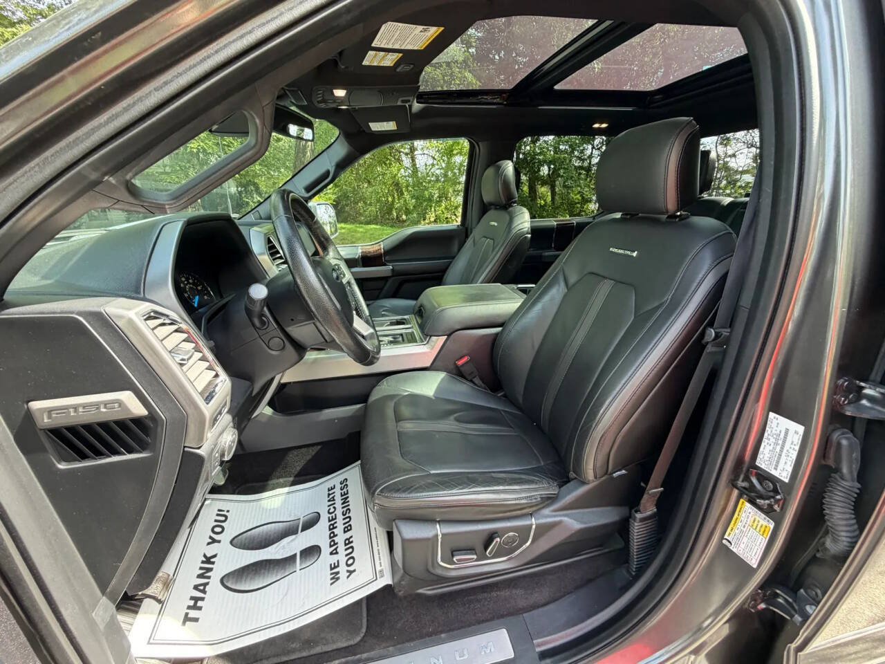 Used 2015 Ford F150 Platinum w/ Equipment Group 701A Luxury AWD/4WD image 14