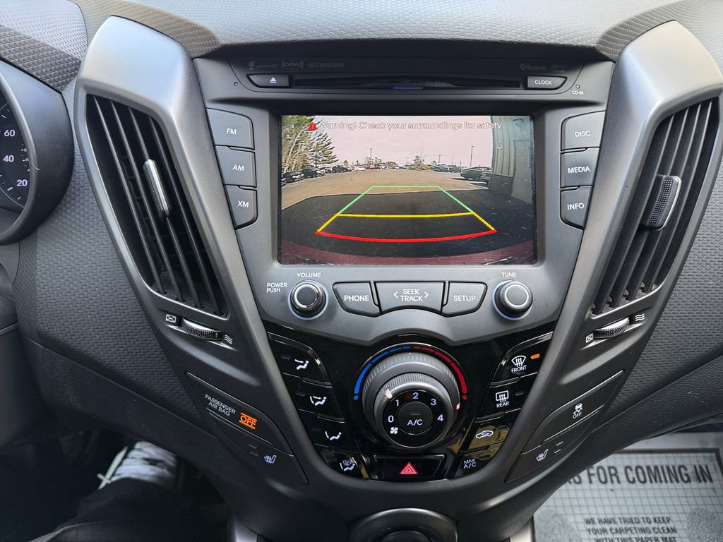 Used 2016 Hyundai Veloster Turbo image 19