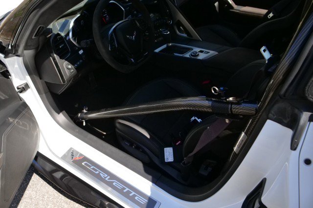 Used 2016 Chevrolet Corvette Z06 w/ 3LZ Preferred Equipment Group image 25