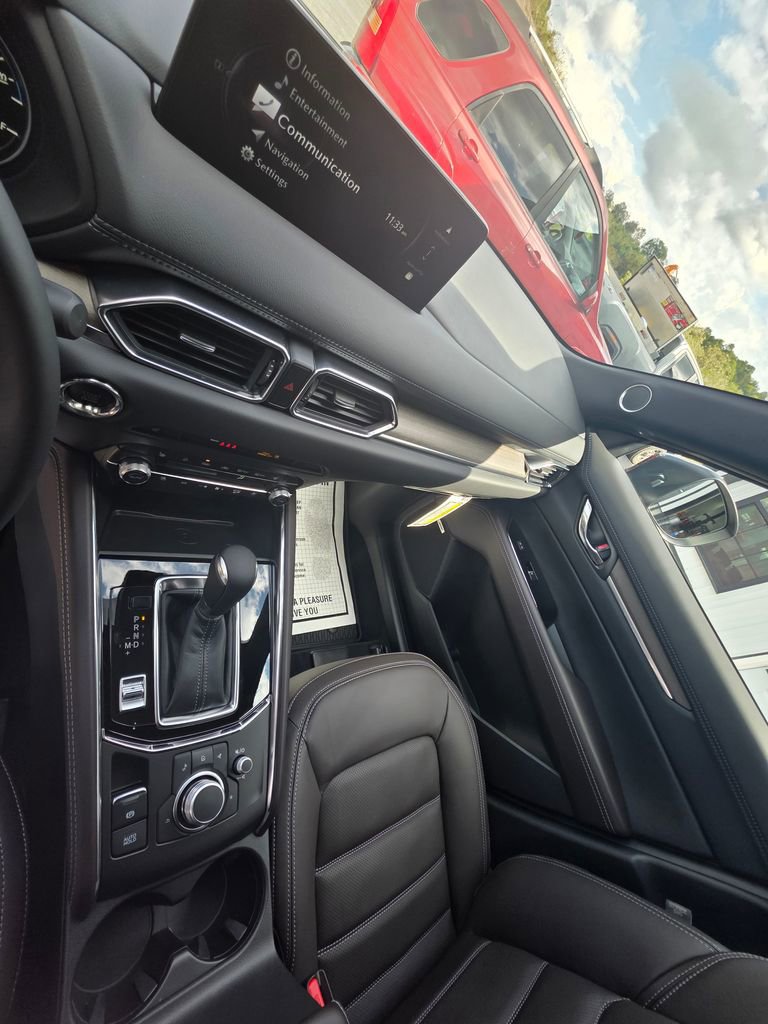 New 2025 MAZDA CX-5 Signature image 13