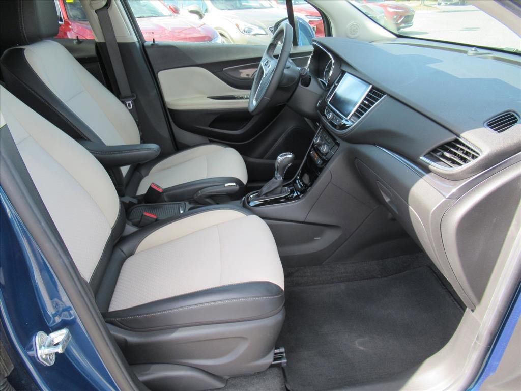 Used 2020 Buick Encore Preferred w/ Safety Package image 10