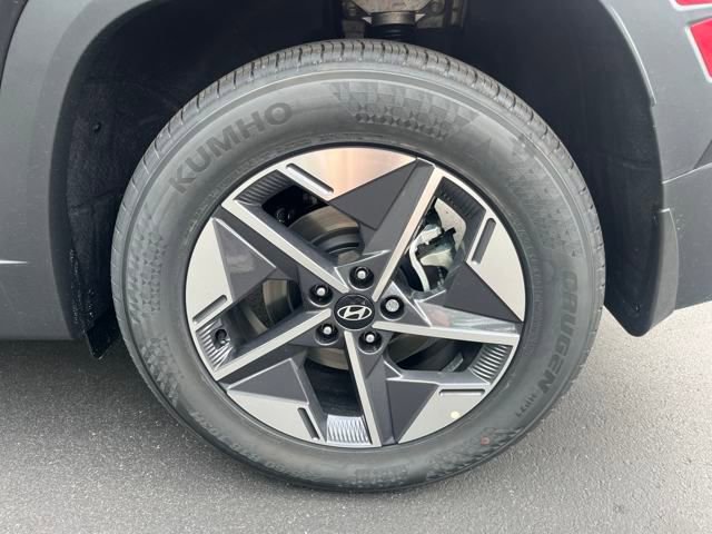 New 2025 Hyundai Tucson SEL image 8