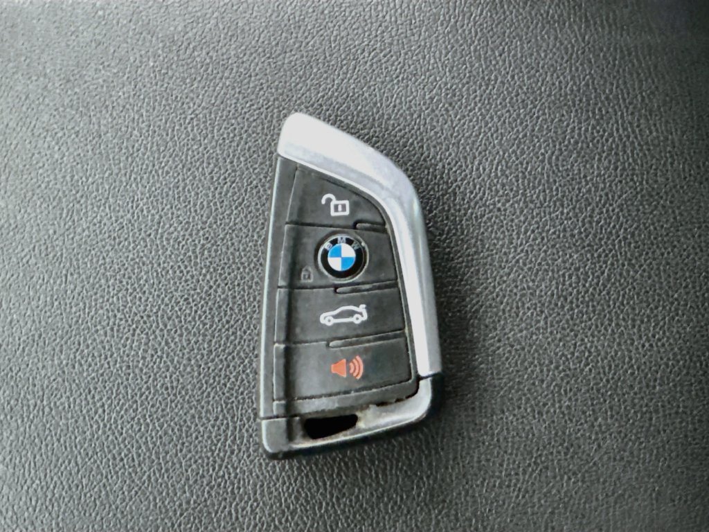Used 2019 BMW X3 xDrive30i w/ Driving Assistance Package AWD/4WD image 29