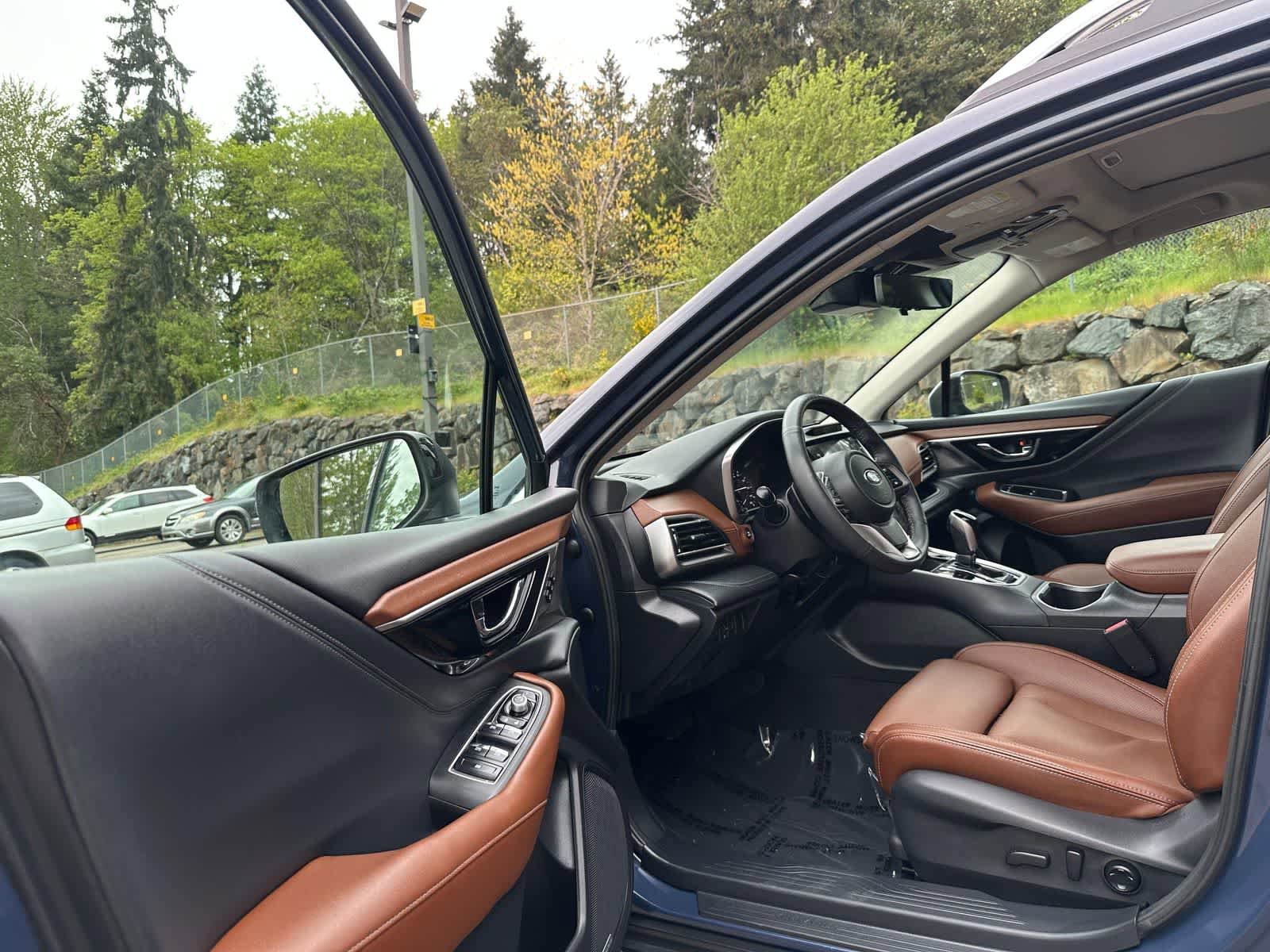 Certified 2023 Subaru Outback Touring XT AWD/4WD image 18