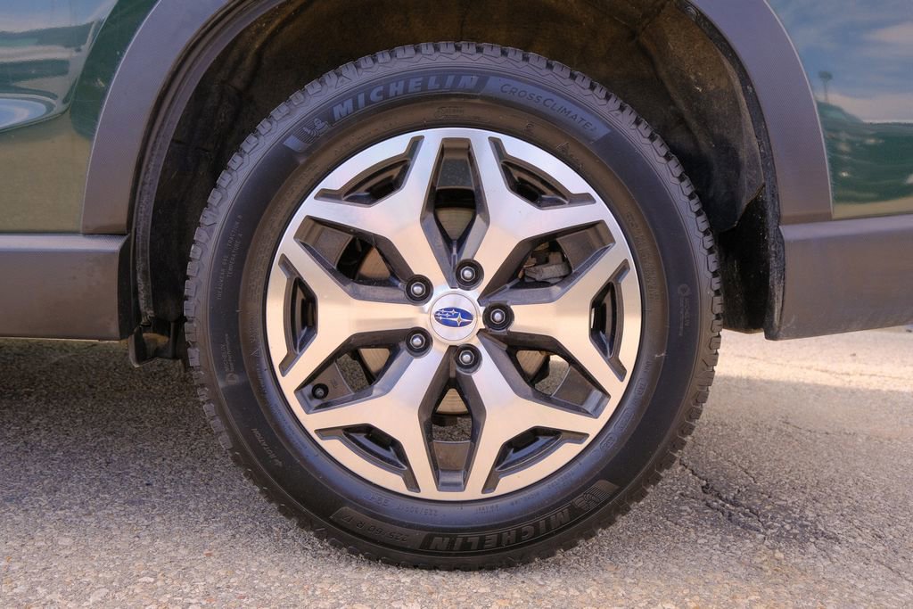 Used 2024 Subaru Forester Premium image 39