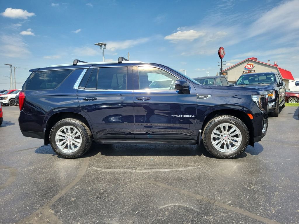 Used 2022 GMC Yukon SLE w/ Gmc Pro Safety Plus Package AWD/4WD image 3