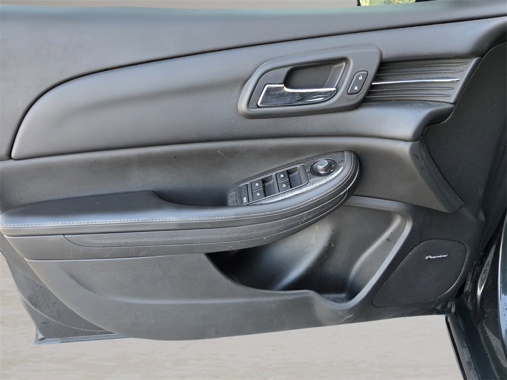 Used 2014 Chevrolet Malibu LTZ image 17