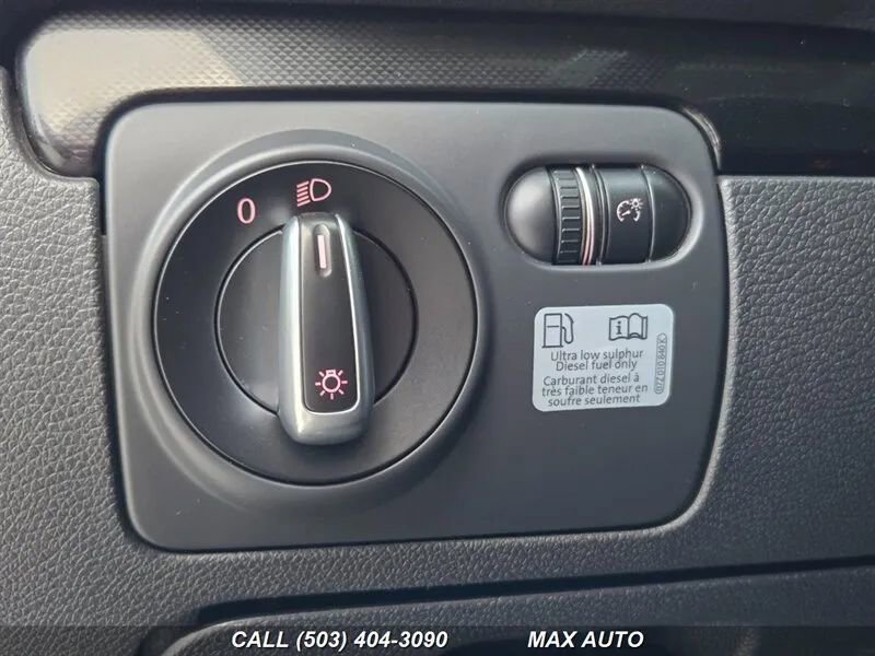 Used 2014 Volkswagen Jetta TDI image 29