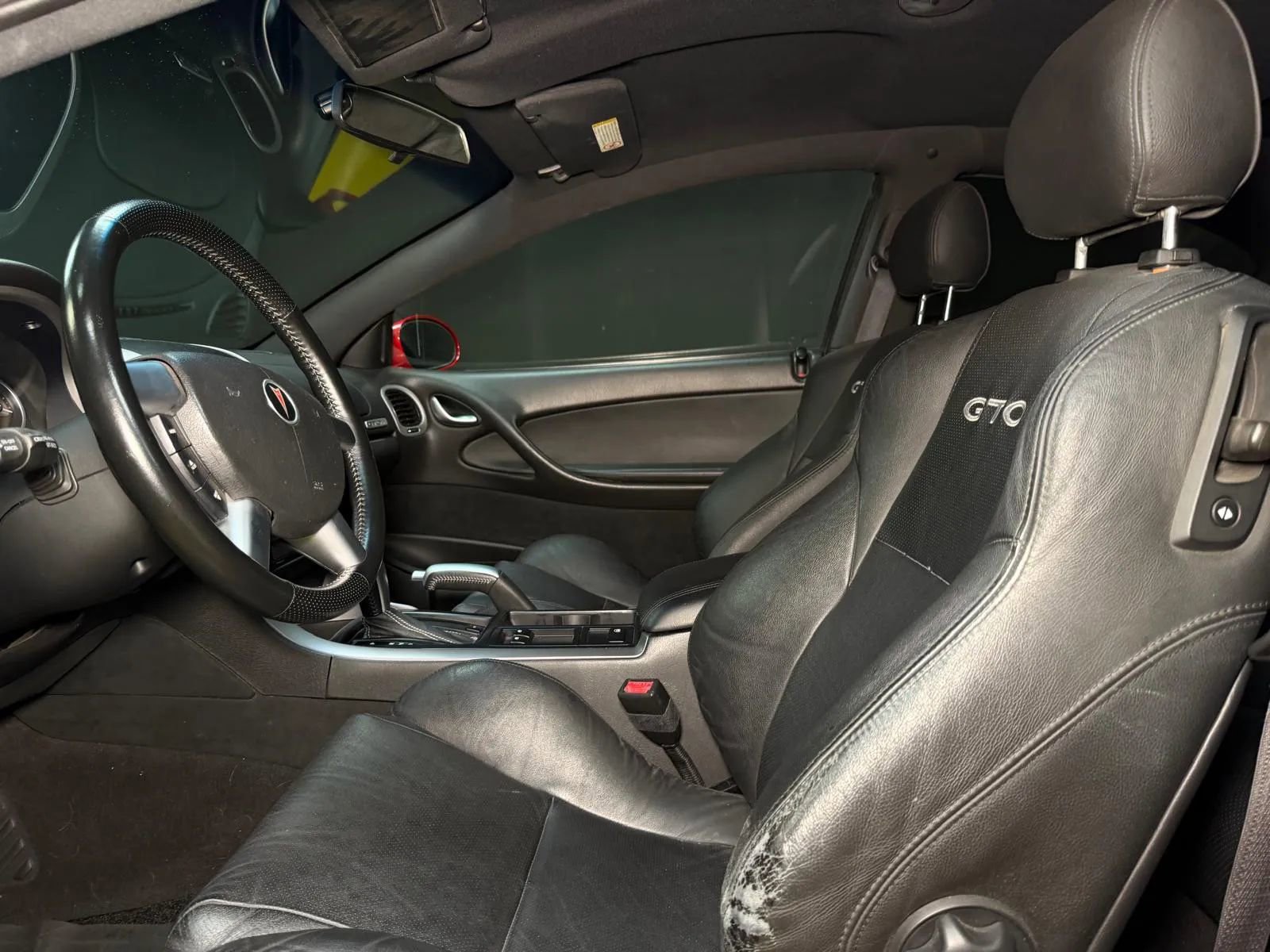 Used 2006 Pontiac GTO image 24