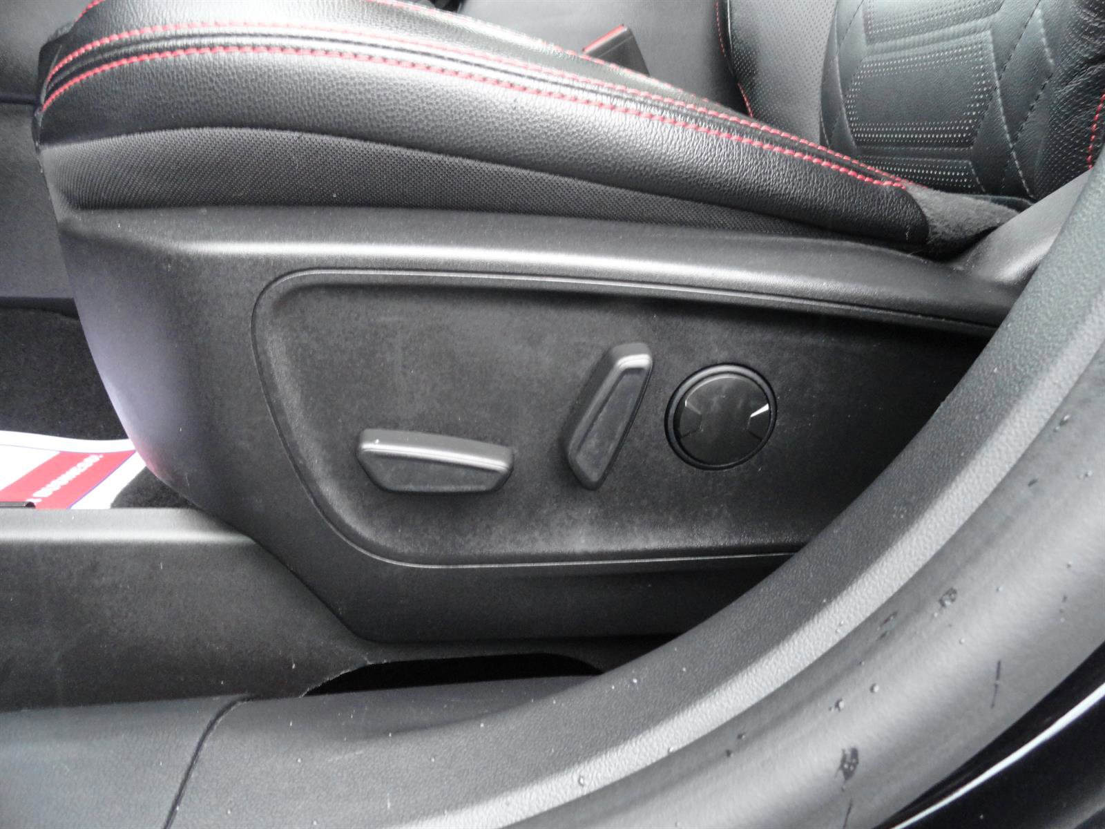 Certified 2023 Ford Escape ST-Line Elite w/ Premium Technology Package AWD/4WD image 12