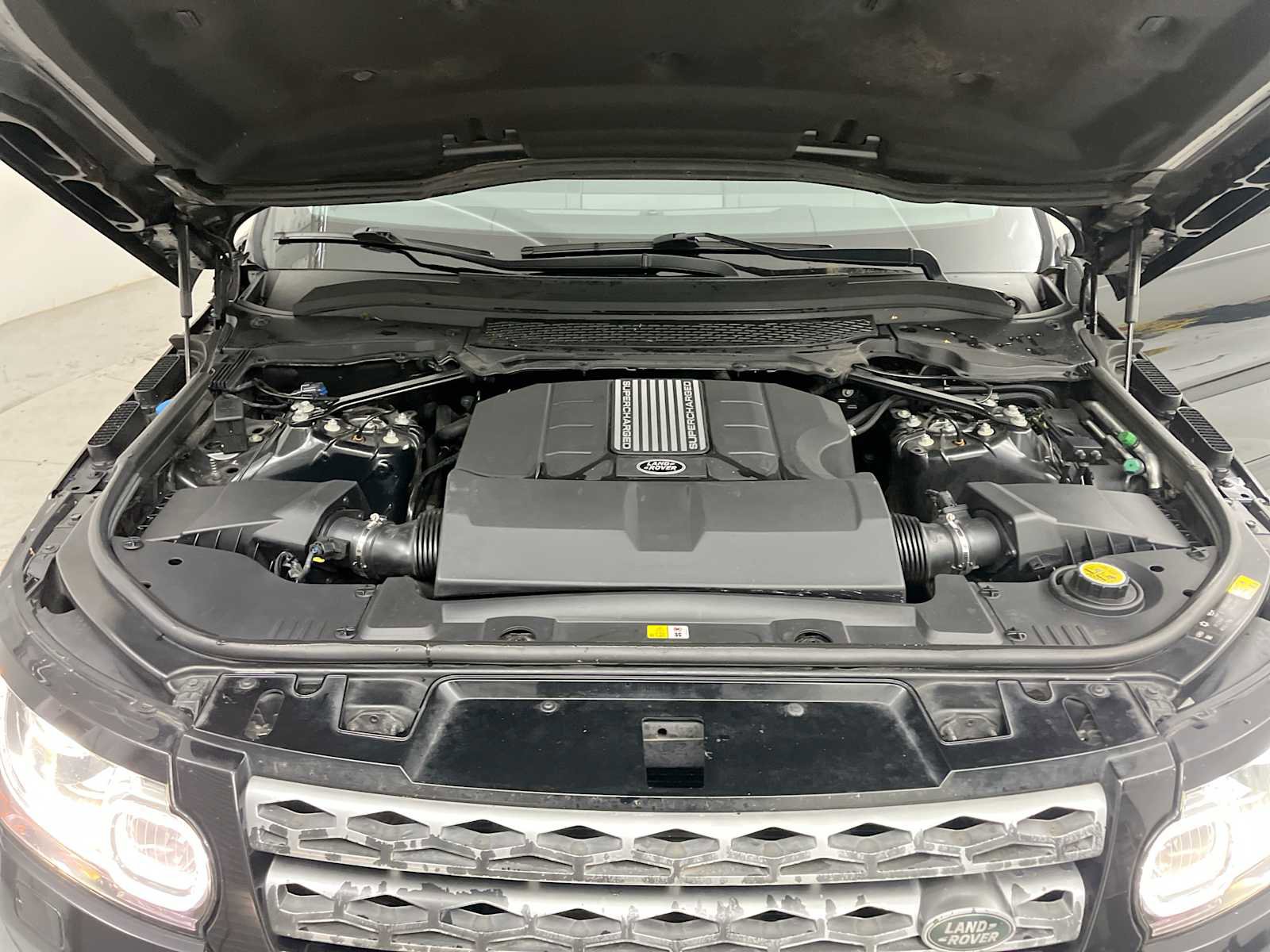 Used 2015 Land Rover Range Rover Sport HSE AWD/4WD image 24