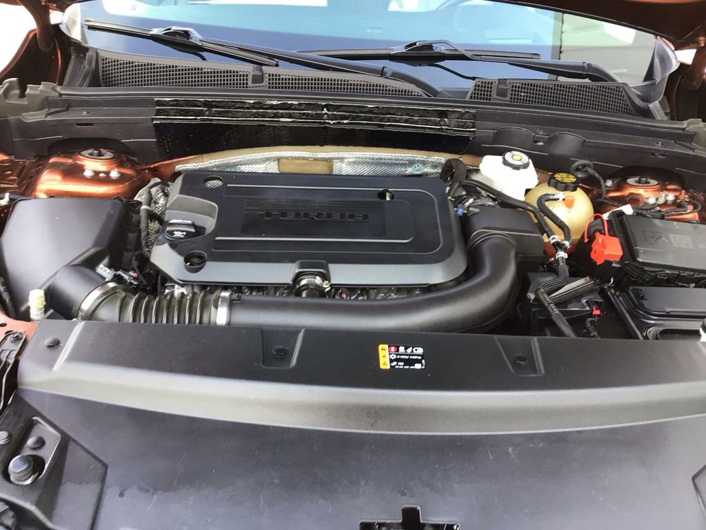 Used 2021 Buick Envision Essence image 11