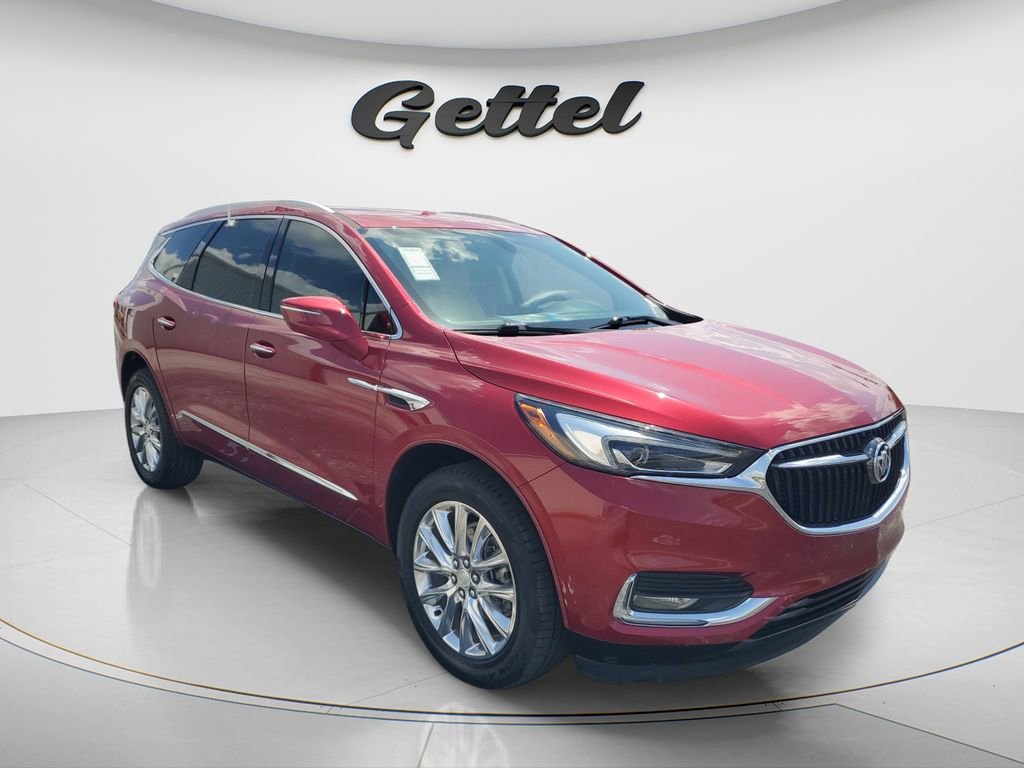 Used 2020 Buick Enclave Essence w/ Sound and Sites Package image 2