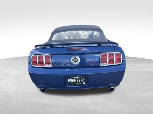 Used 2006 Ford Mustang GT RWD image 5