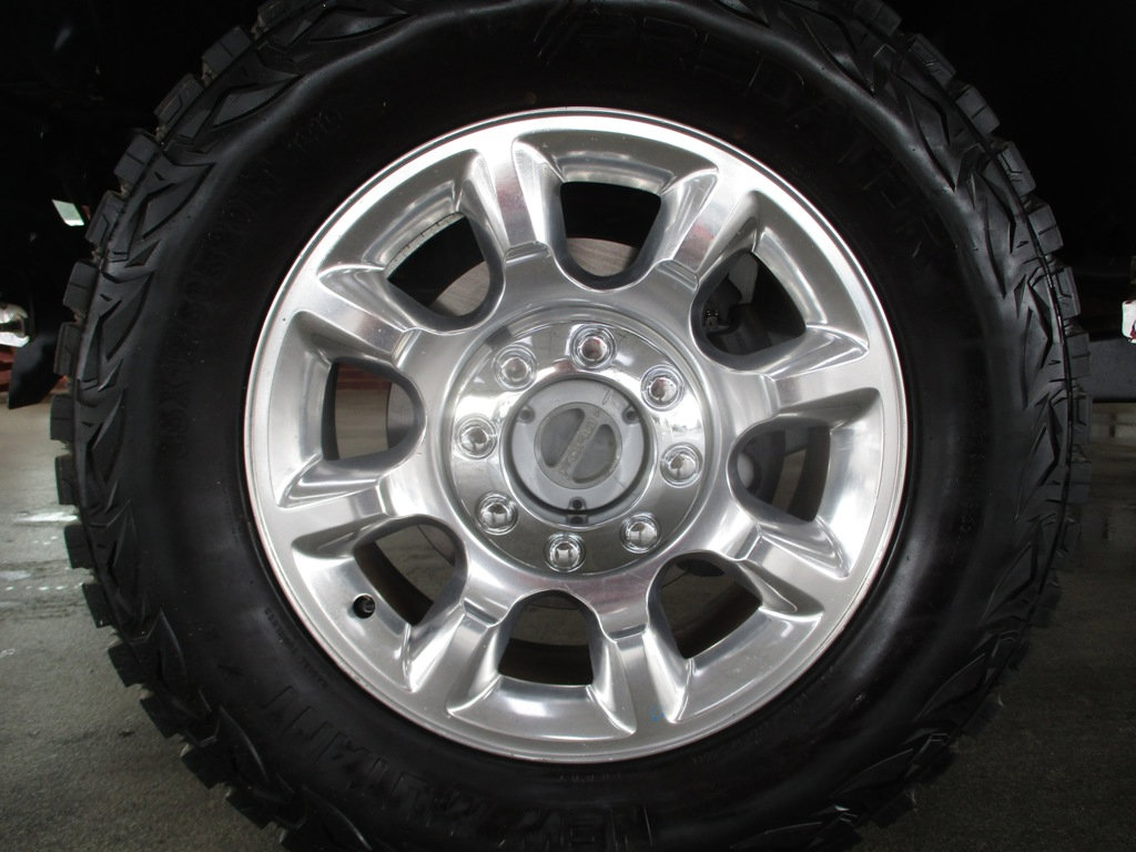 Used 2015 Ford F250 Lariat w/ Lariat Ultimate Package image 26