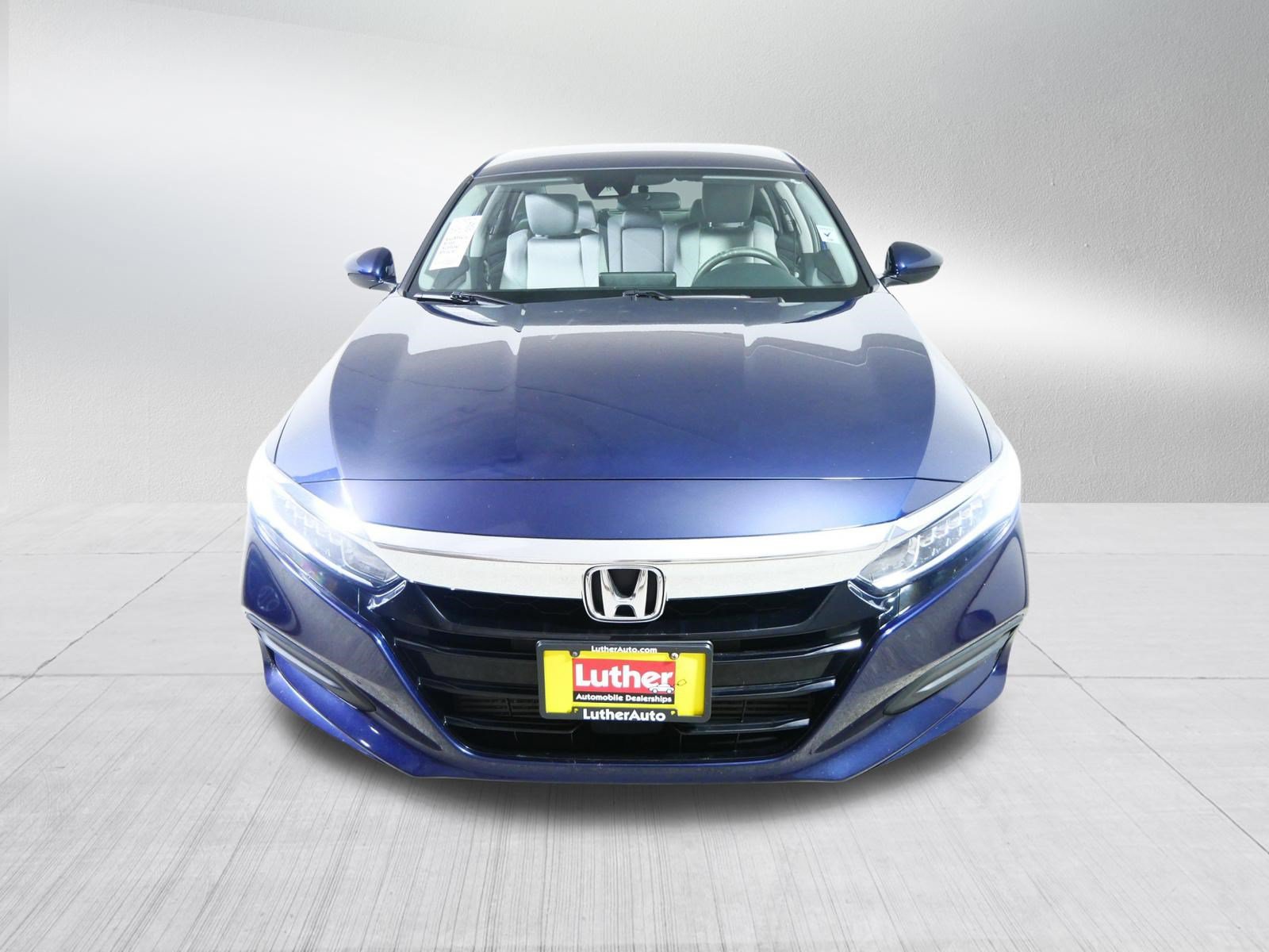 Used 2019 Honda Accord LX image 2
